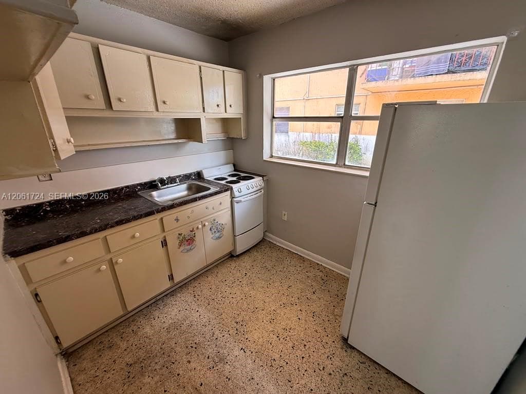 3045 NW 21st Ct # 2, Miami, FL 33142 photo 4