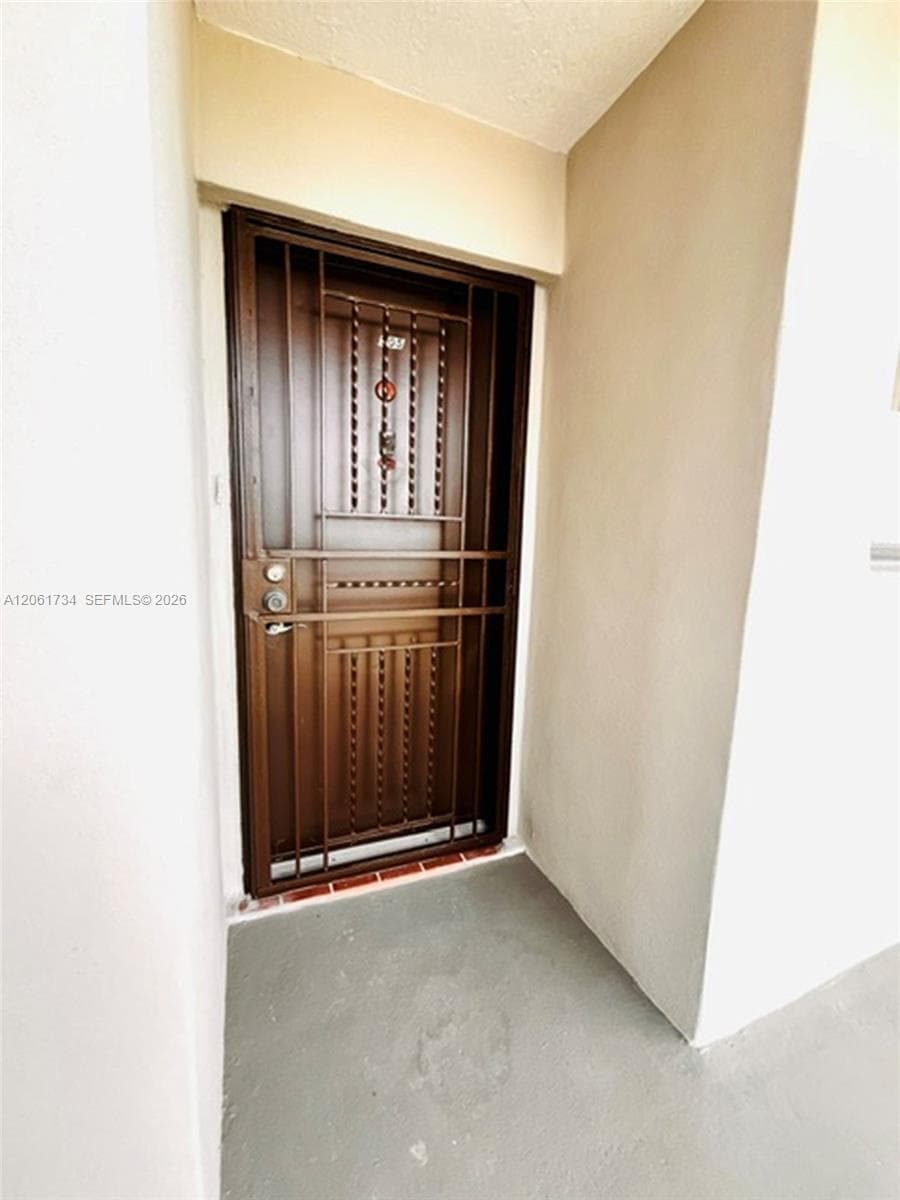 10145 NW 9th St Cir # 7-505, Miami, FL 33172 photo 2