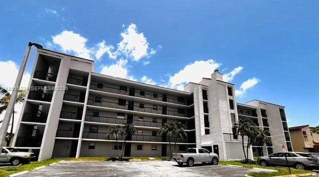 10145 NW 9th St Cir # 7-505, Miami, FL 33172