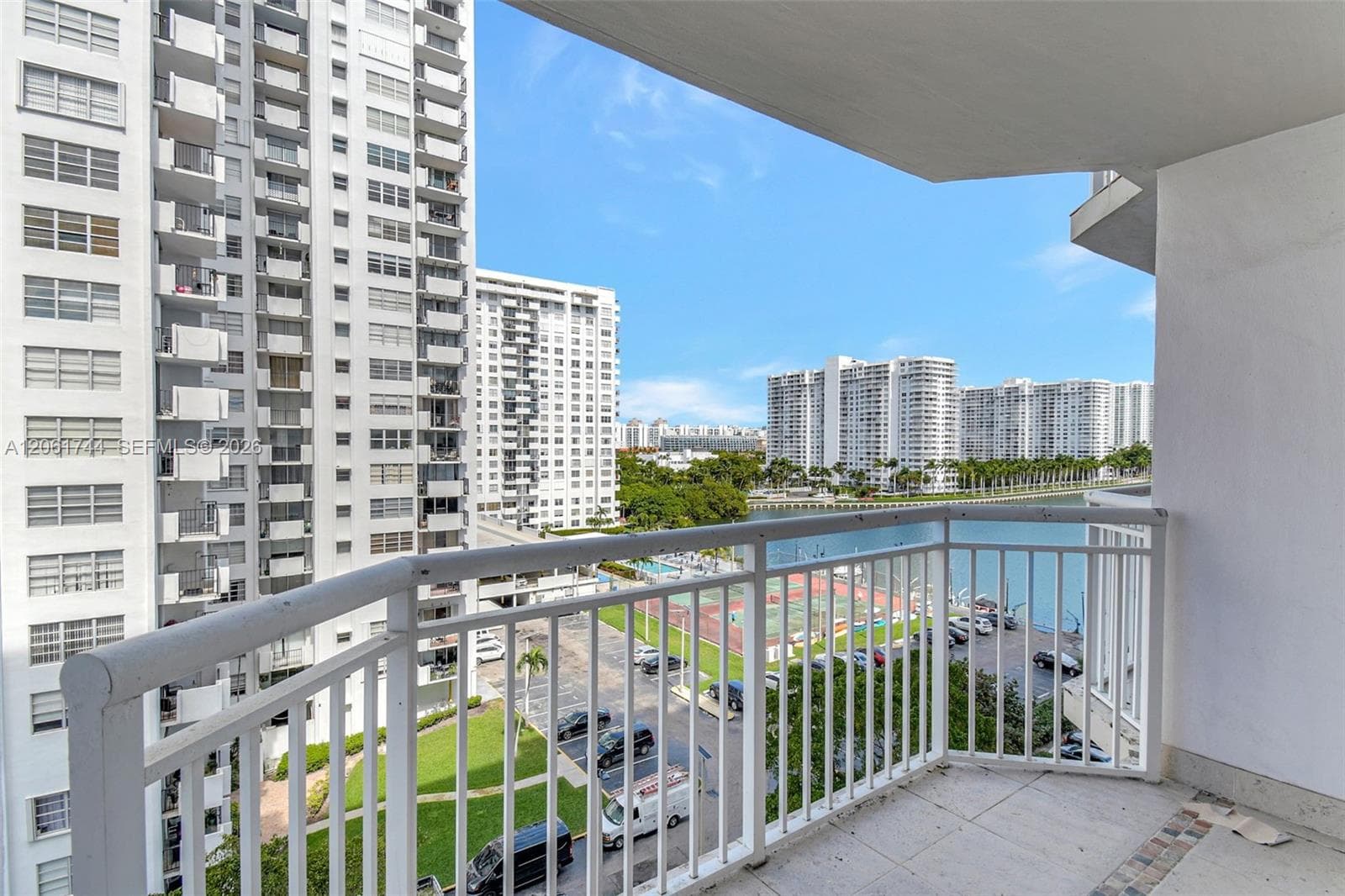 18051 Biscayne Blvd # 801, Aventura, FL 33160 photo 3