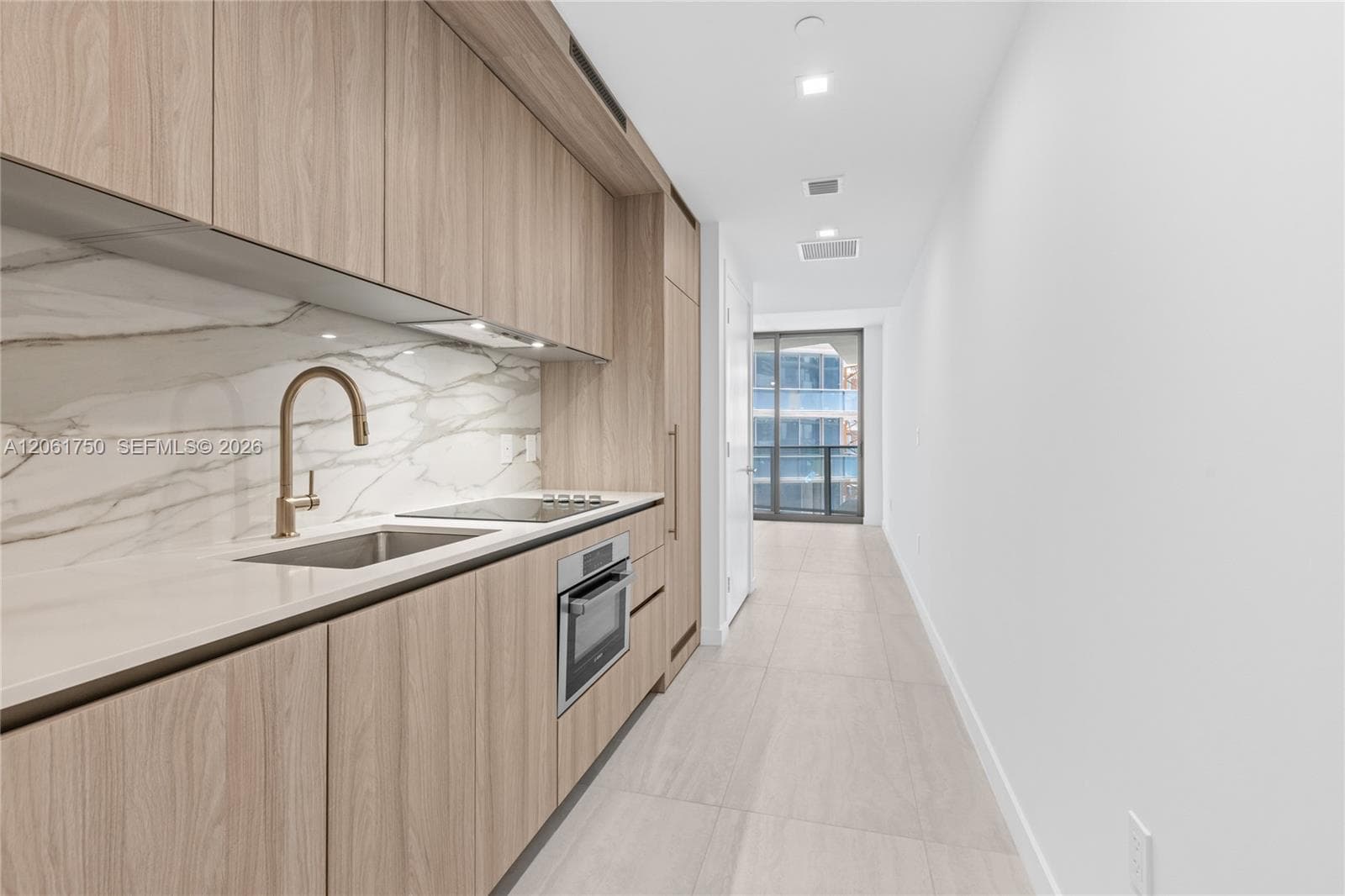77 SE 5th Street # 2205, Miami, FL 33131 photo 2