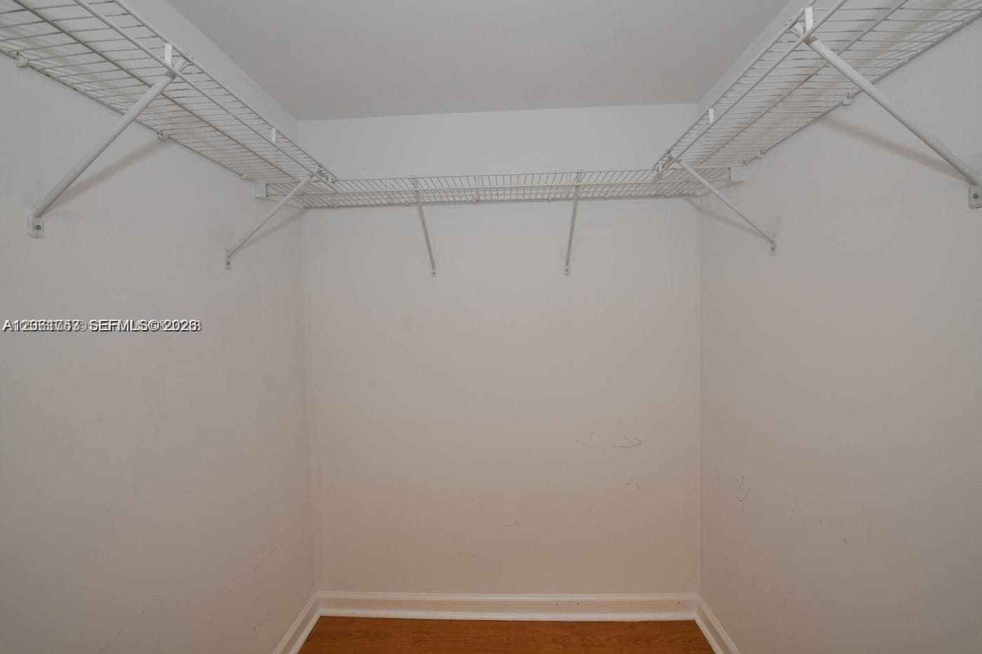 1200 Brickell Bay Dr # 1822, Miami, FL 33131 photo 4