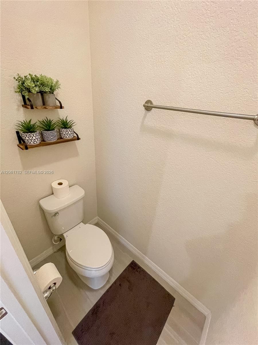 5100 Eucalyptus Dr # 2, Hollywood, FL 33021 photo 5