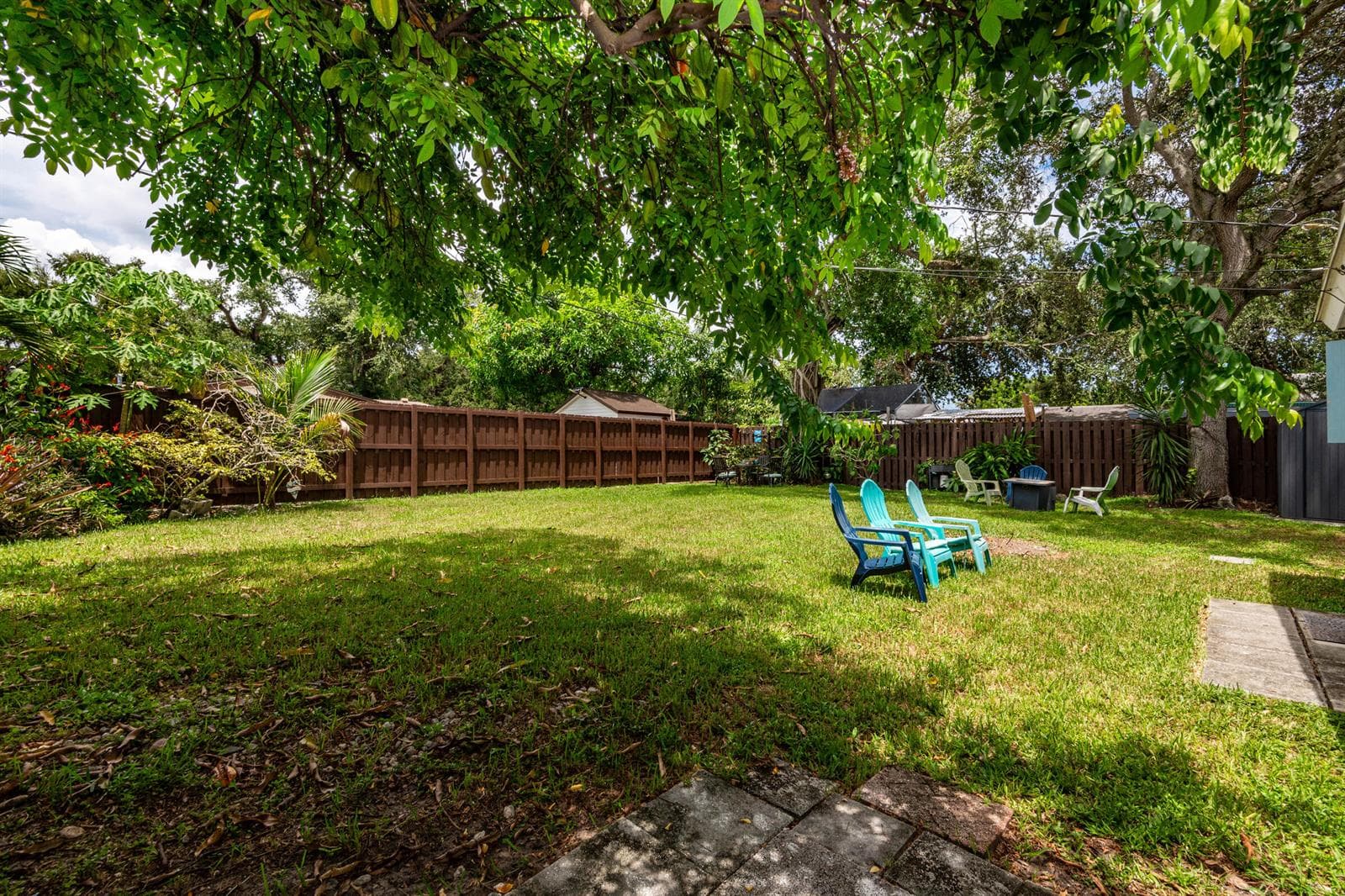 5631 FREEDOM Street, Hollywood, FL 33021 photo 2