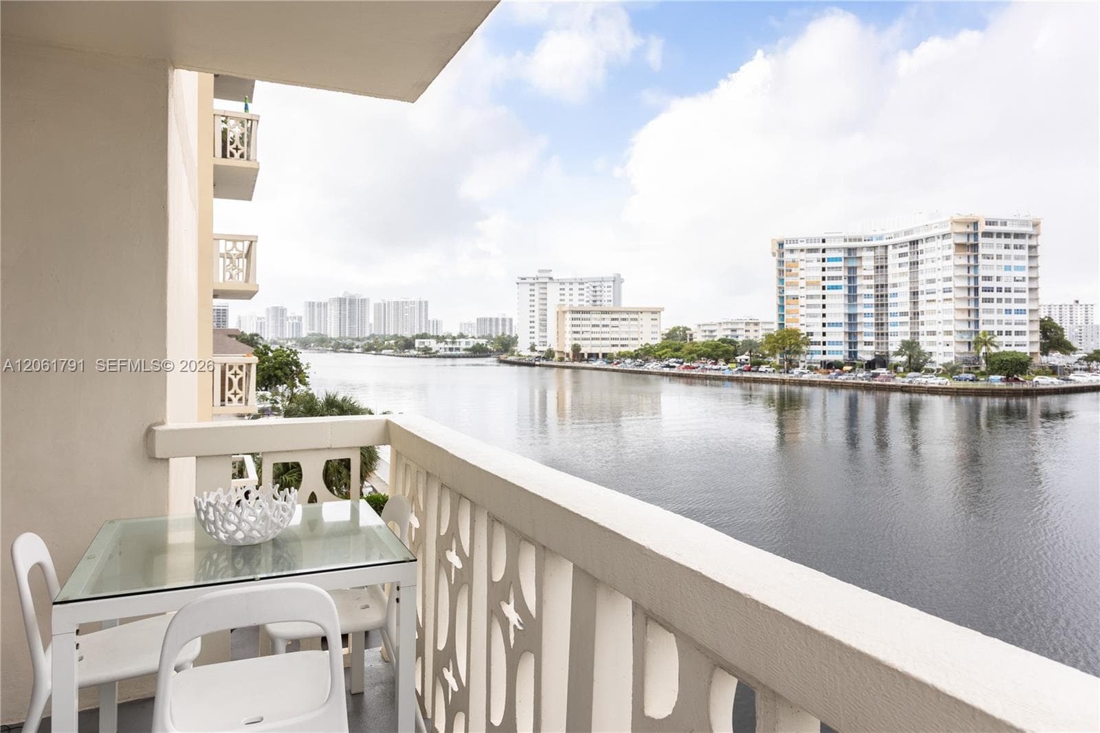 1817 S Ocean Dr # 320, Hallandale Beach, FL 33009