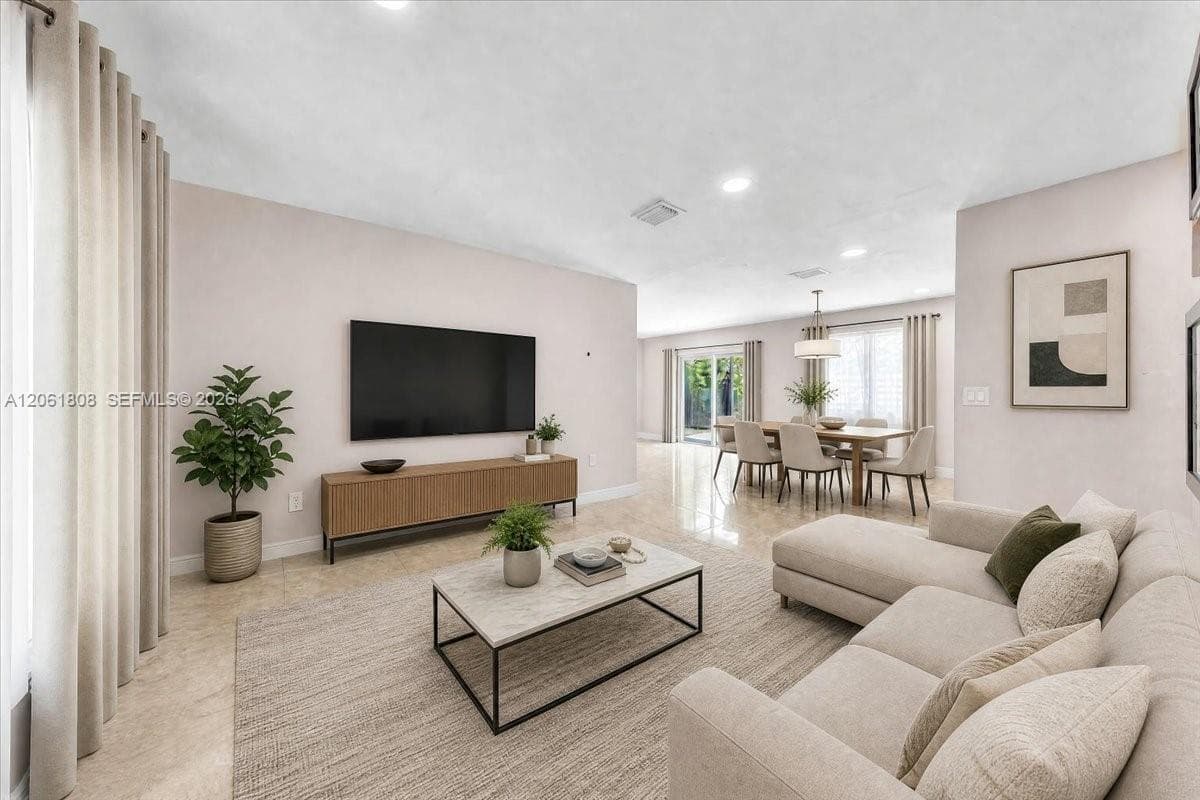 7819 SW 9th St, North Lauderdale, FL 33068 photo 4