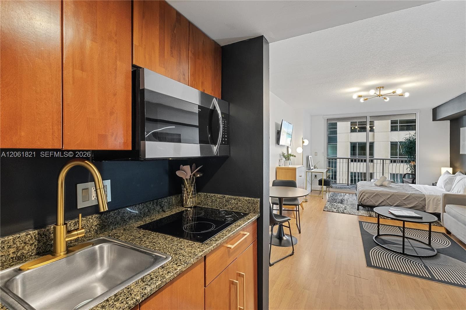 1200 Brickell Bay Dr # 1816, Miami, FL 33131 photo 4
