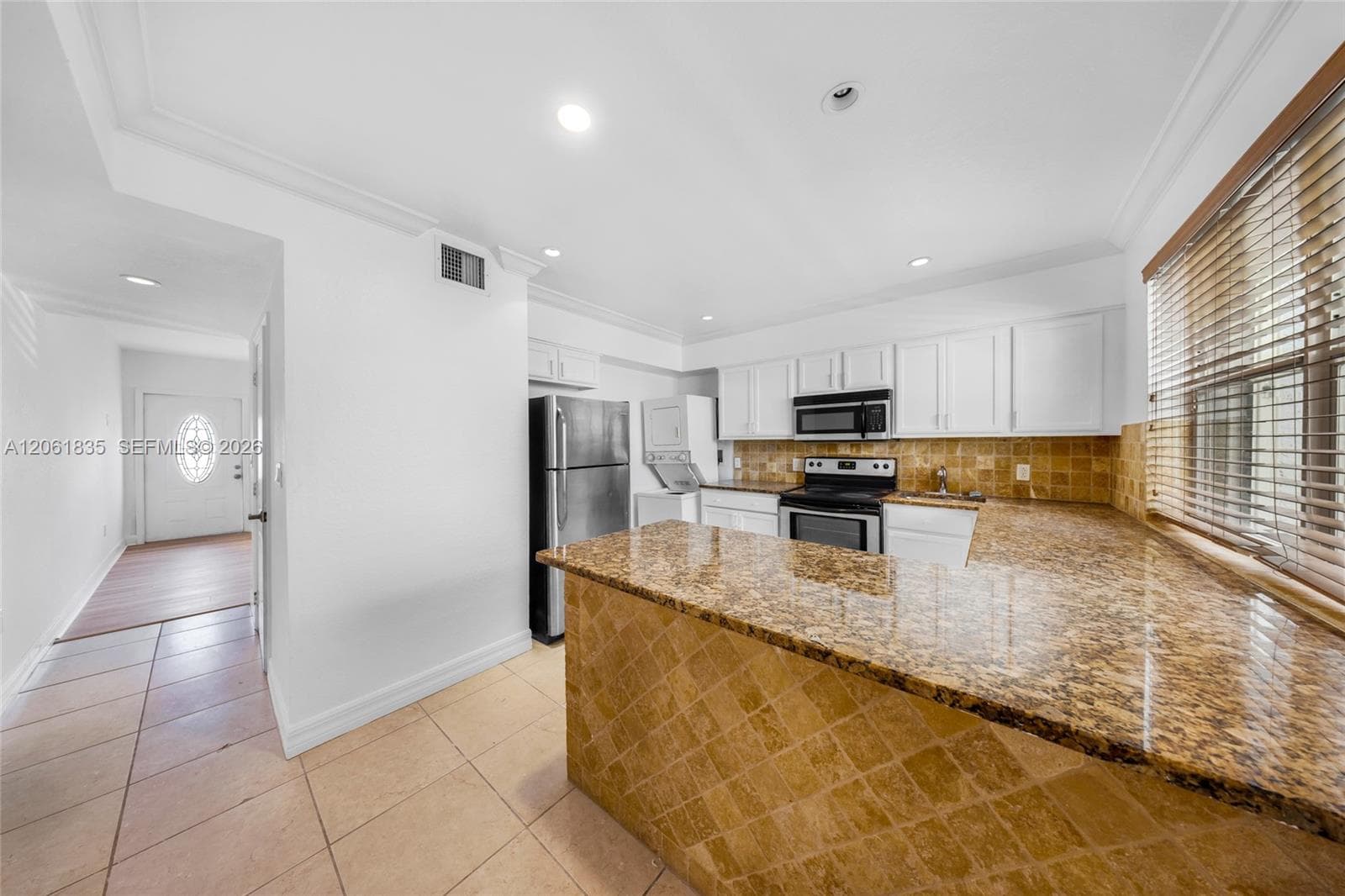 7801 HISPANOLA AV # 4, North Bay Village, FL 33141 photo 3
