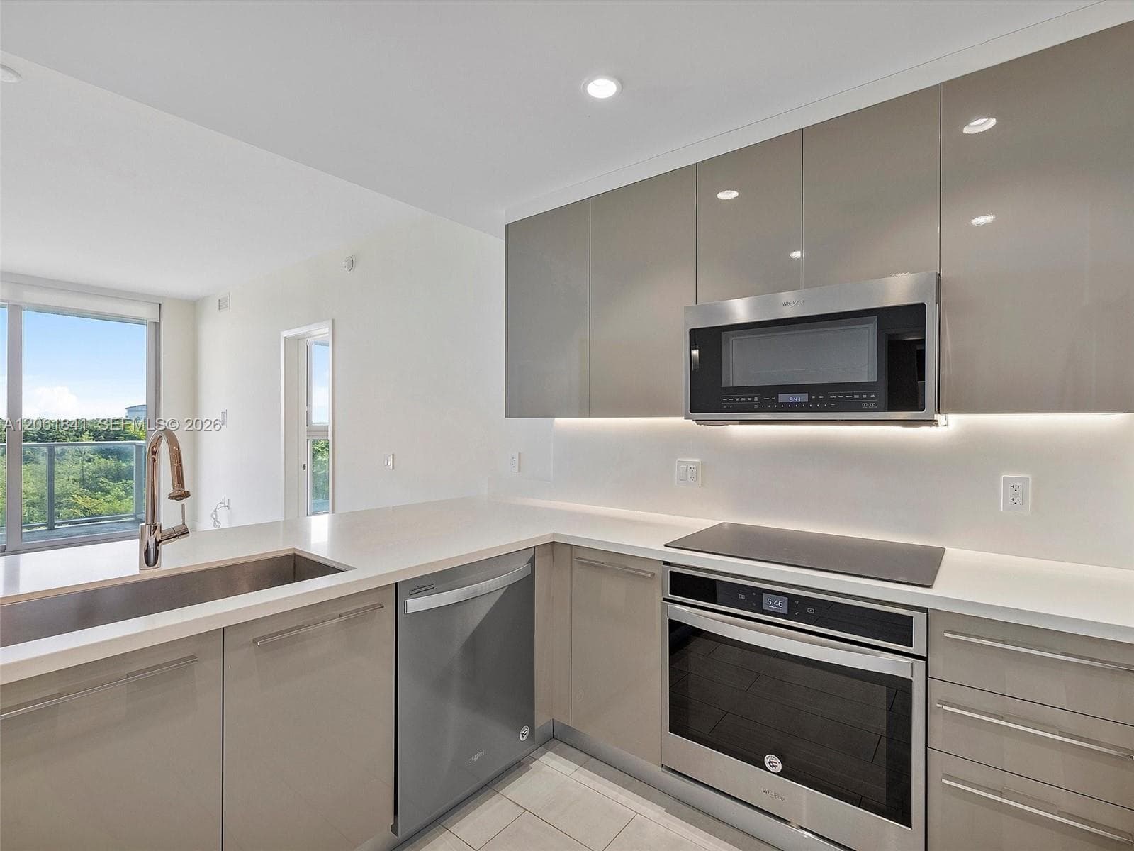 2000 Metropica Way # 502, Sunrise, FL 33323 photo 3