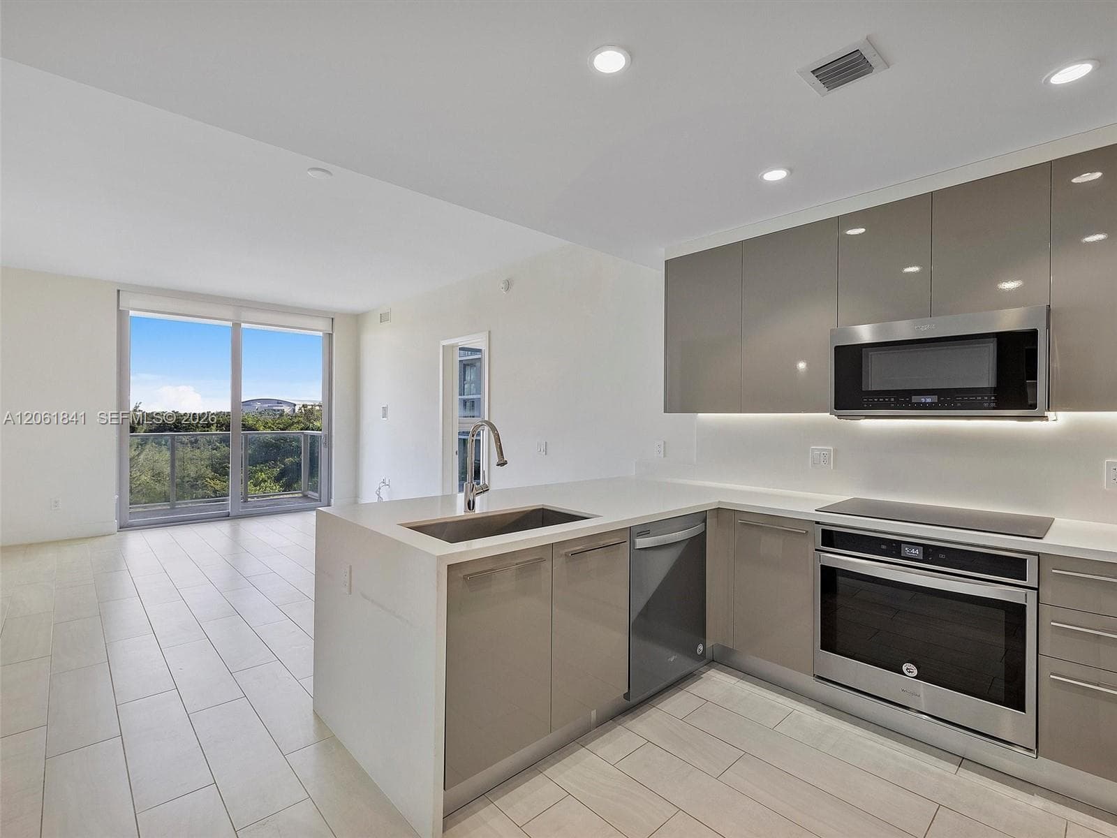 2000 Metropica Way # 502, Sunrise, FL 33323 photo 4