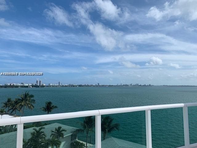 2000 Bay Dr # 403, Miami Beach, FL 33141 photo 2