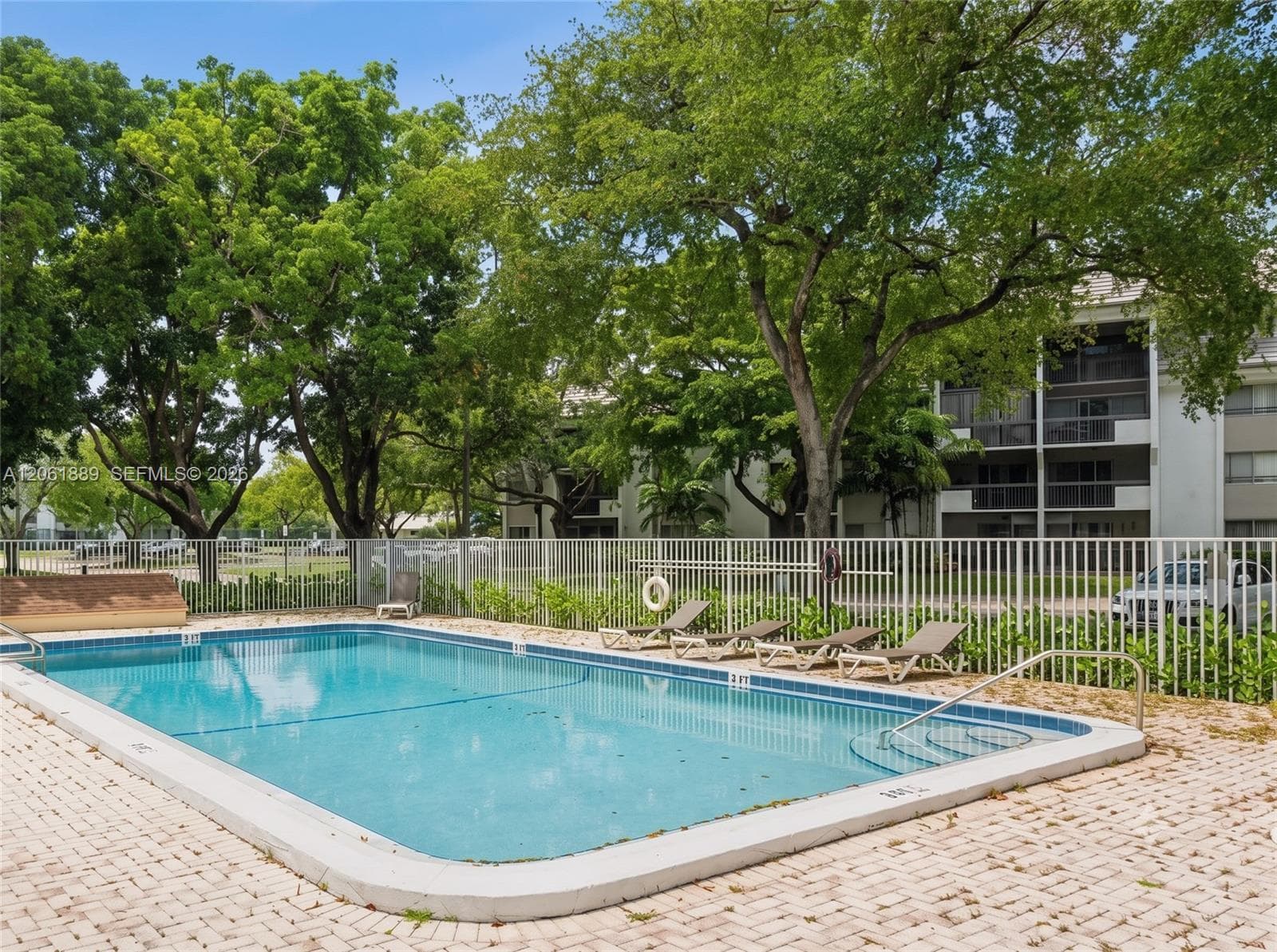 731 N Pine Island Rd # 102, Plantation, FL 33324