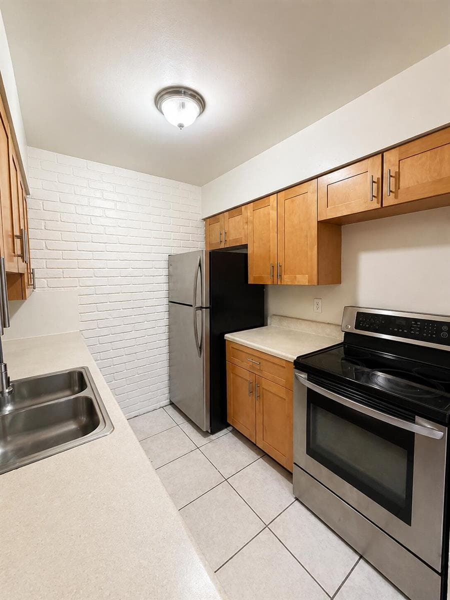4151 NW 30TH Terrace # 3, Lauderdale Lakes, FL 33309 photo 4