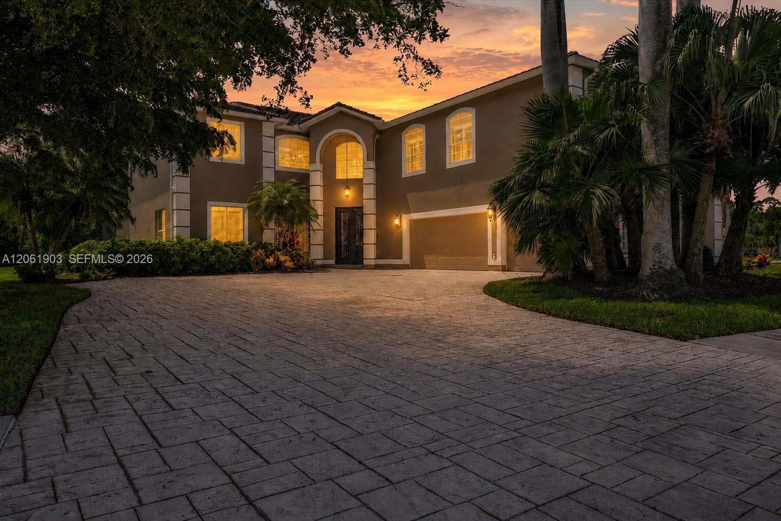 12898 Kedleston Circle, Fort Myers, FL 33912 photo 2