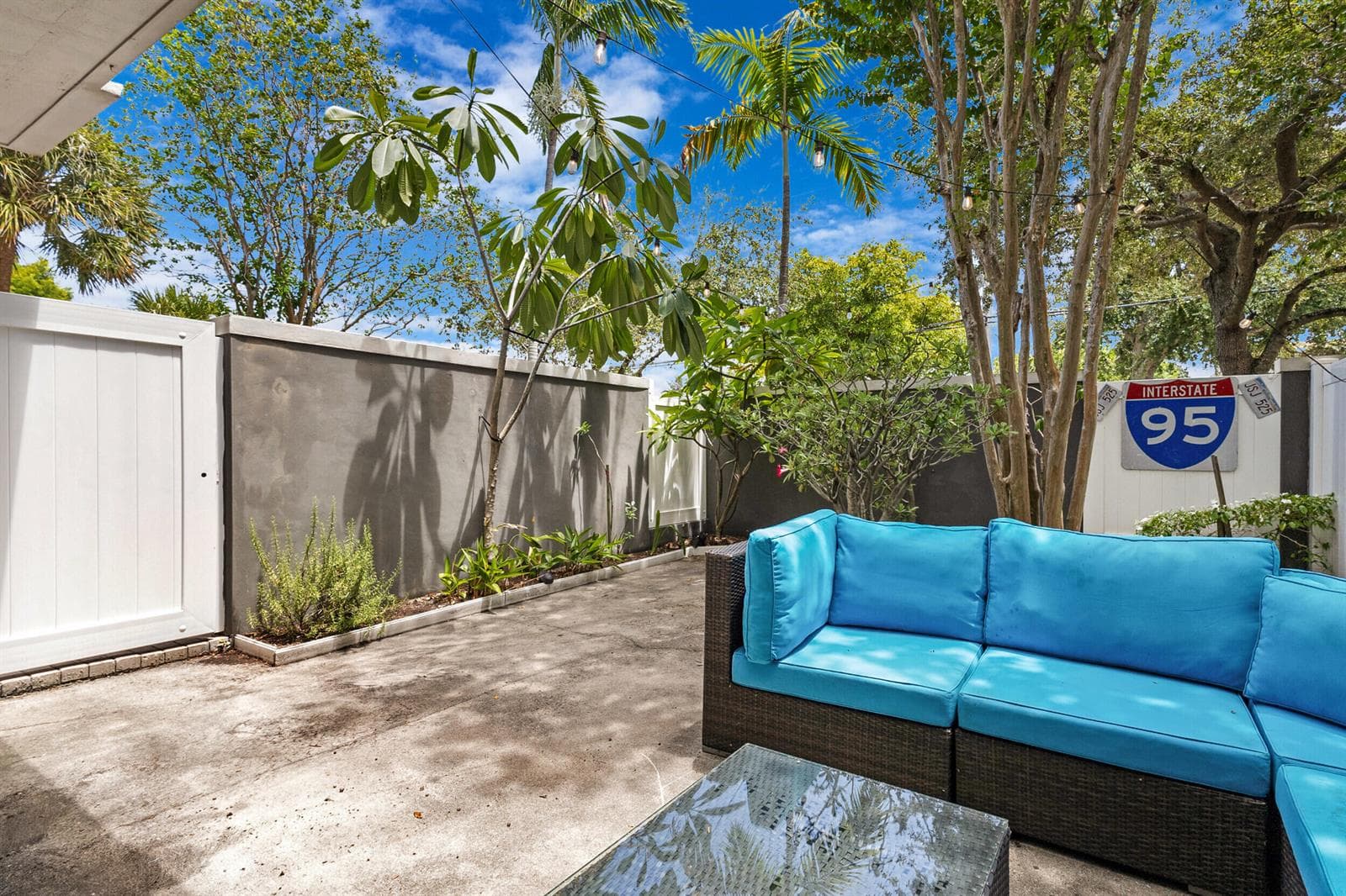 711 SE 16th Court, Fort Lauderdale, FL 33316 photo 3
