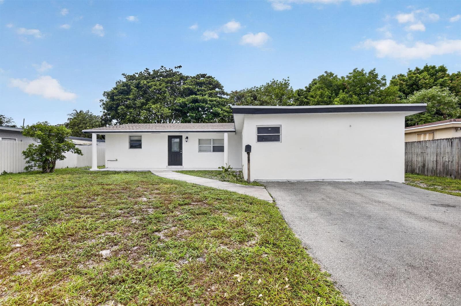 1111 SW 31ST Avenue, Fort Lauderdale, FL 33312 photo 2