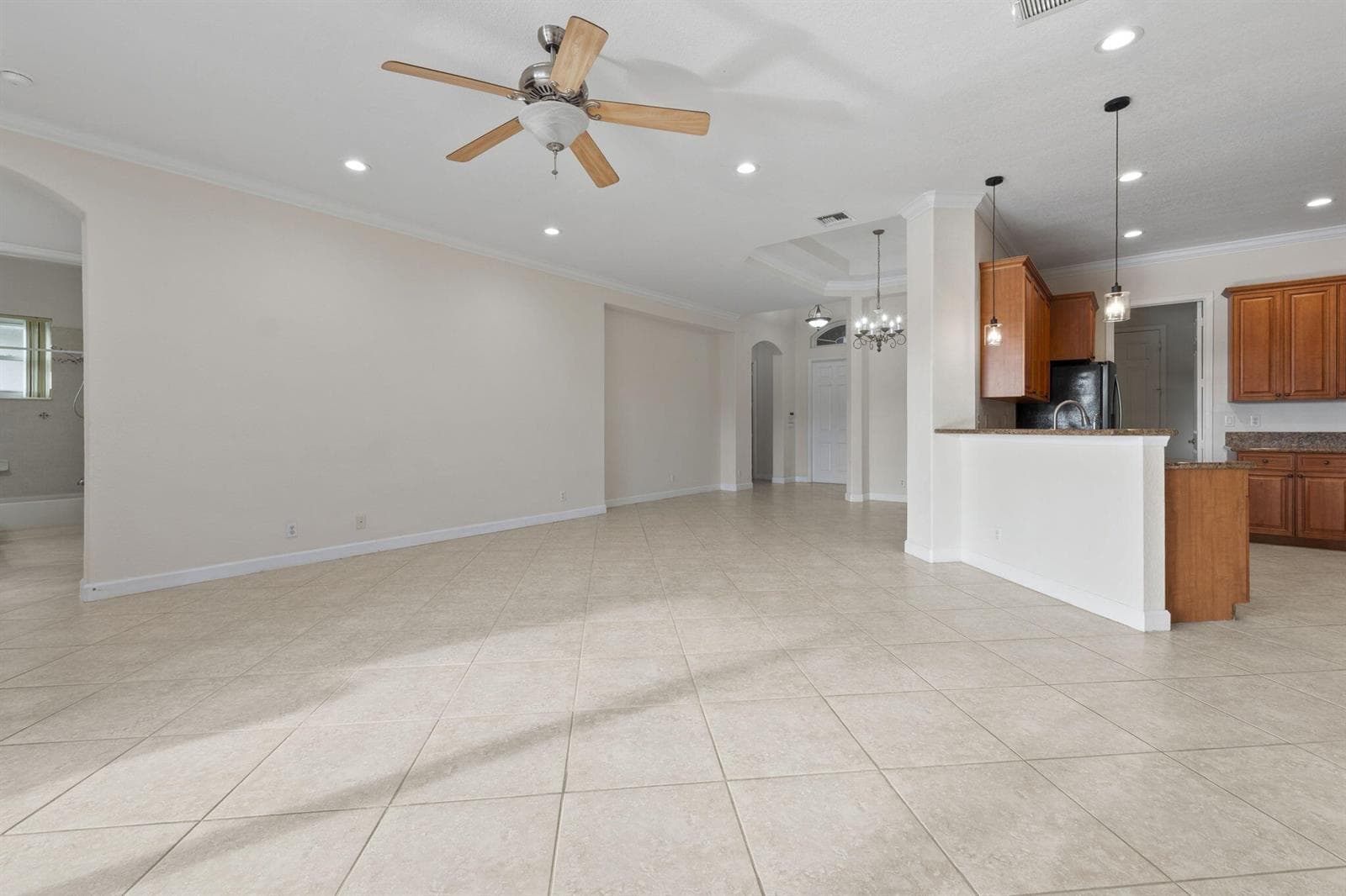 411 NW Sheffield Circle, Port St. Lucie, FL 34983 photo 5