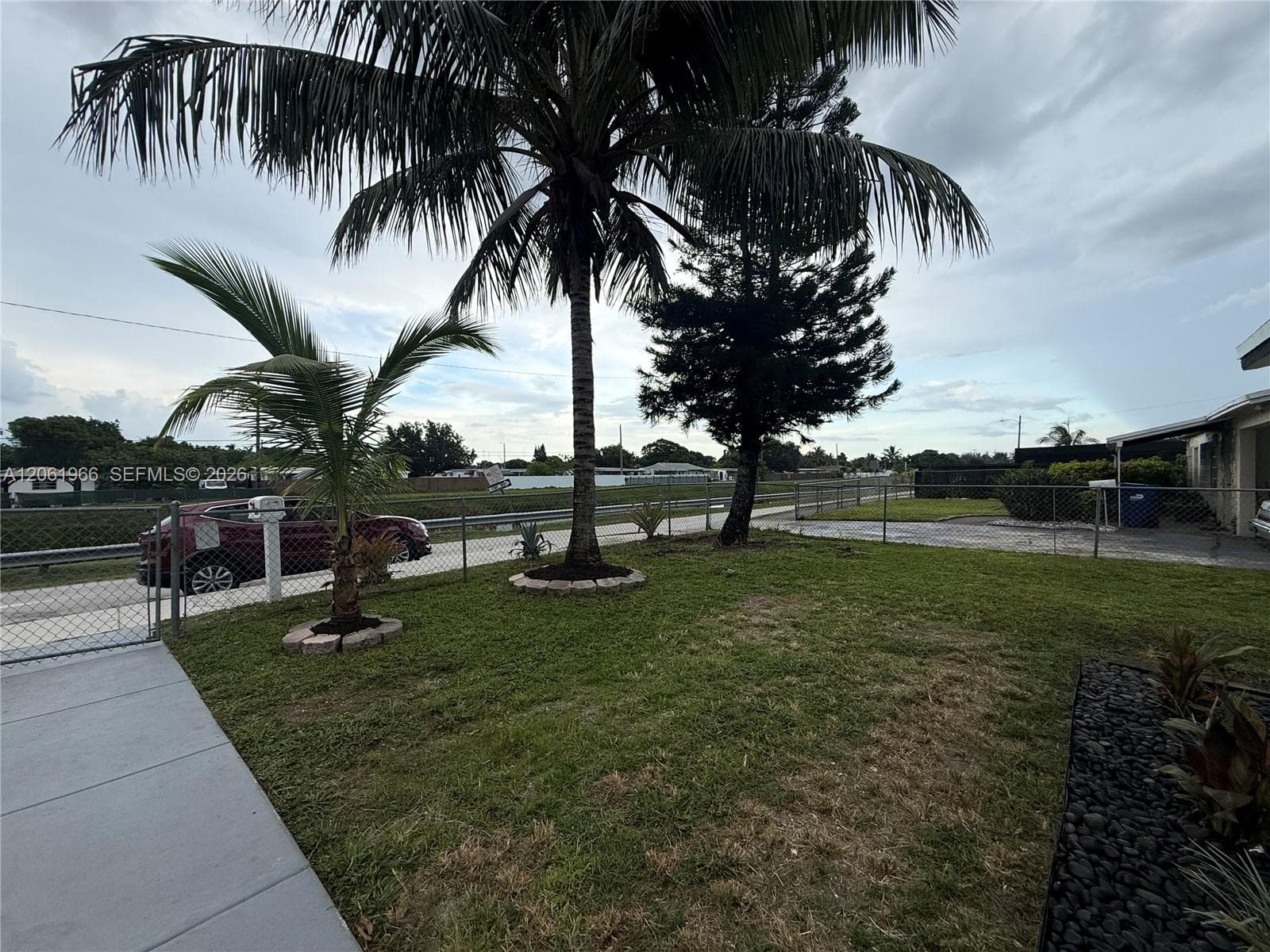 2520 NW 155th St, Miami Gardens, FL 33054 photo 3