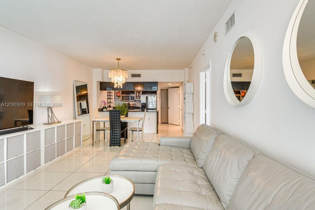 1750 N Bayshore Dr # 1909, Miami, FL 33132