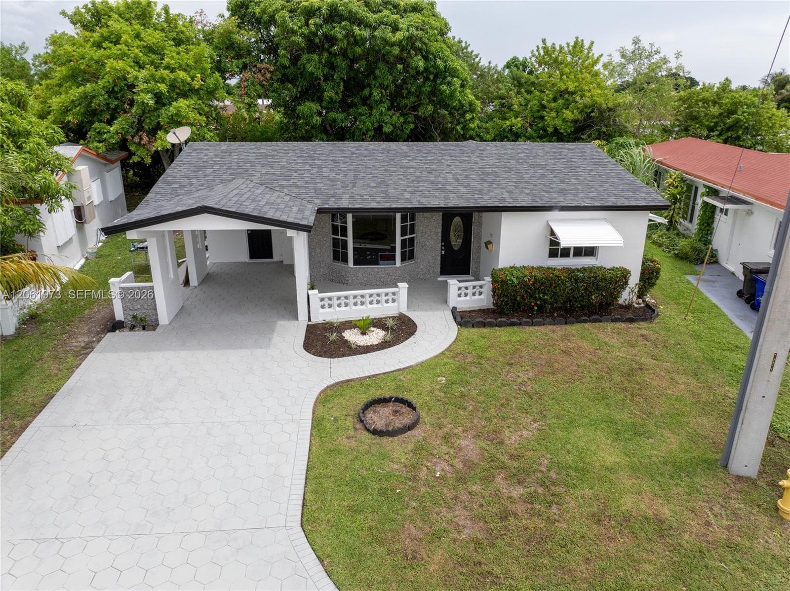 4595 NW 43rd Ct, Lauderdale Lakes, FL 33319 photo 3