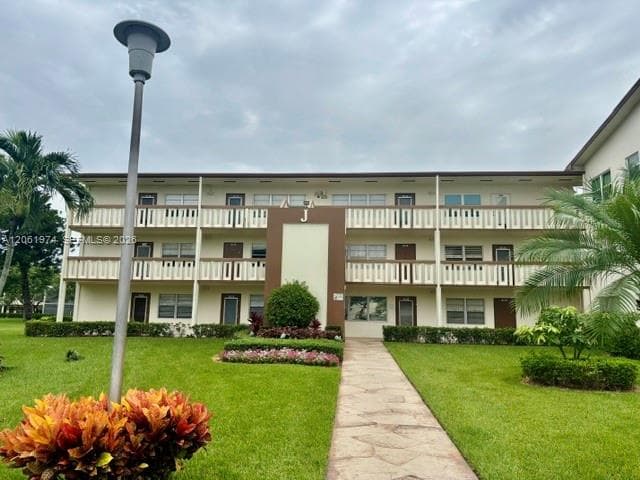 394 Mansfield # J, Boca Raton, FL 33434