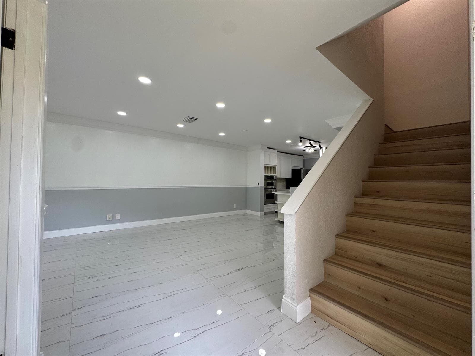 613 NW 47TH Street, Deerfield Beach, FL 33064 photo 4