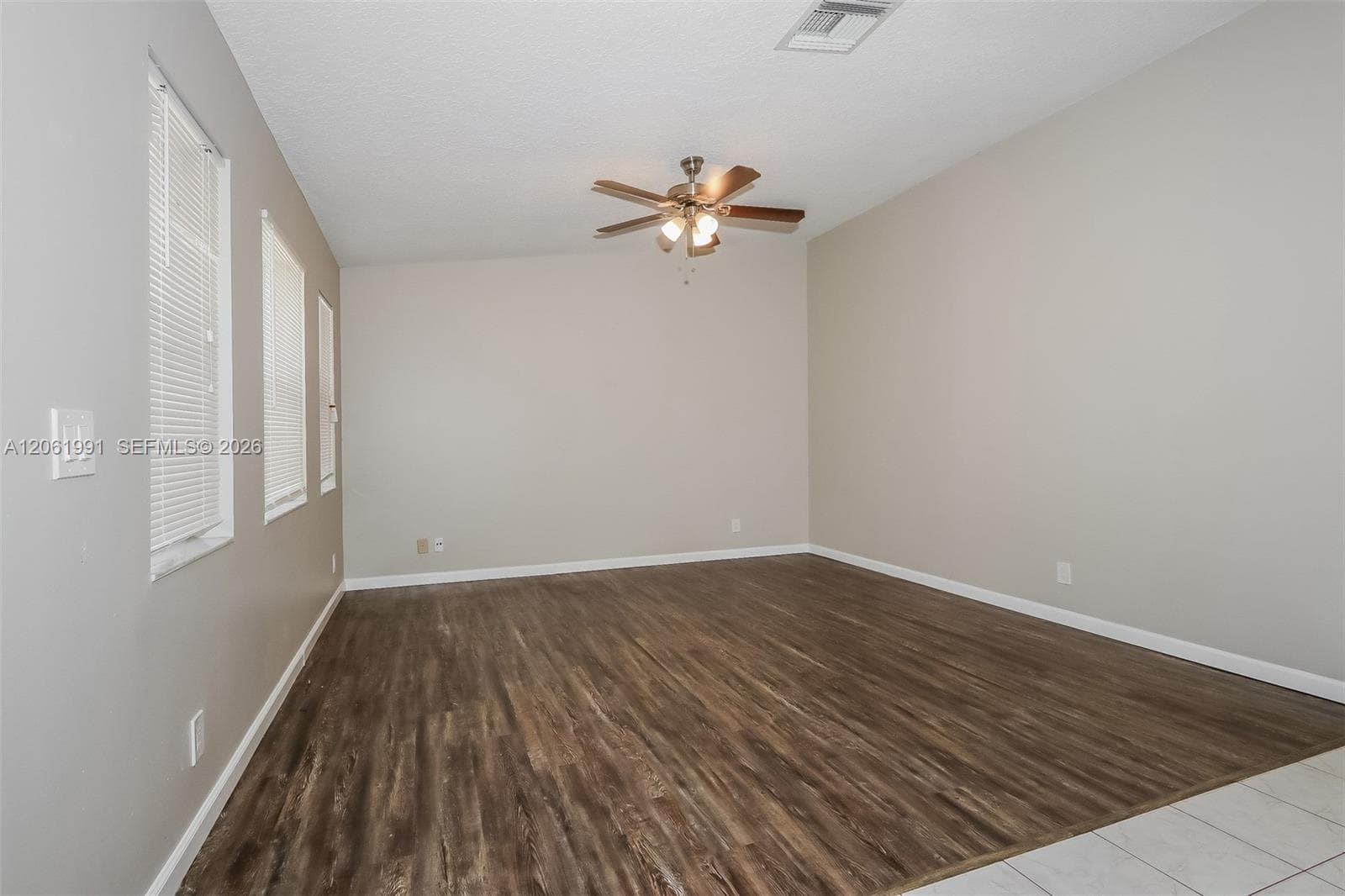 525 20th Ave N, Lake Worth, FL 33460 photo 4