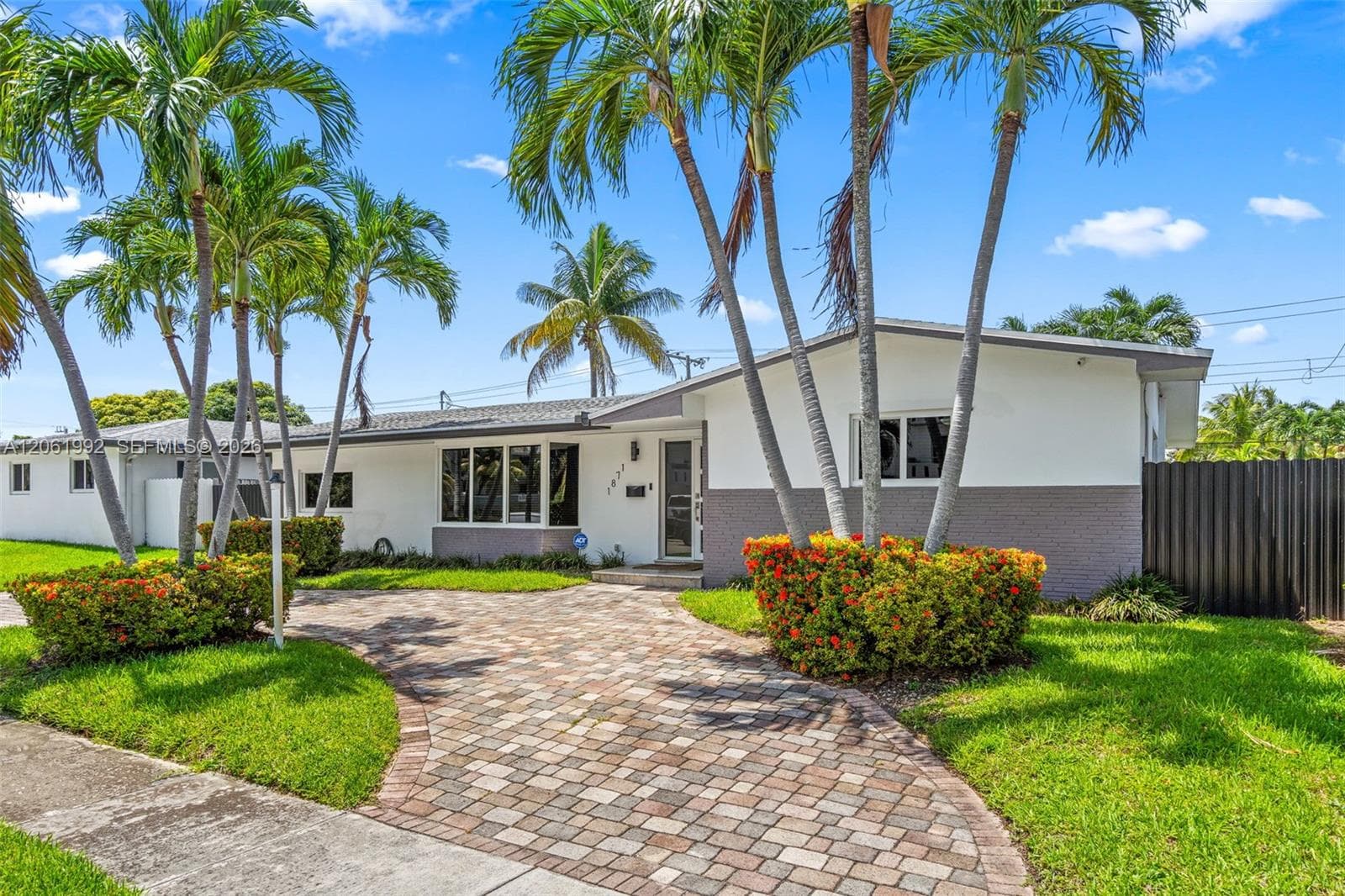 1871 NE 186th St, North Miami Beach, FL 33179 photo 3