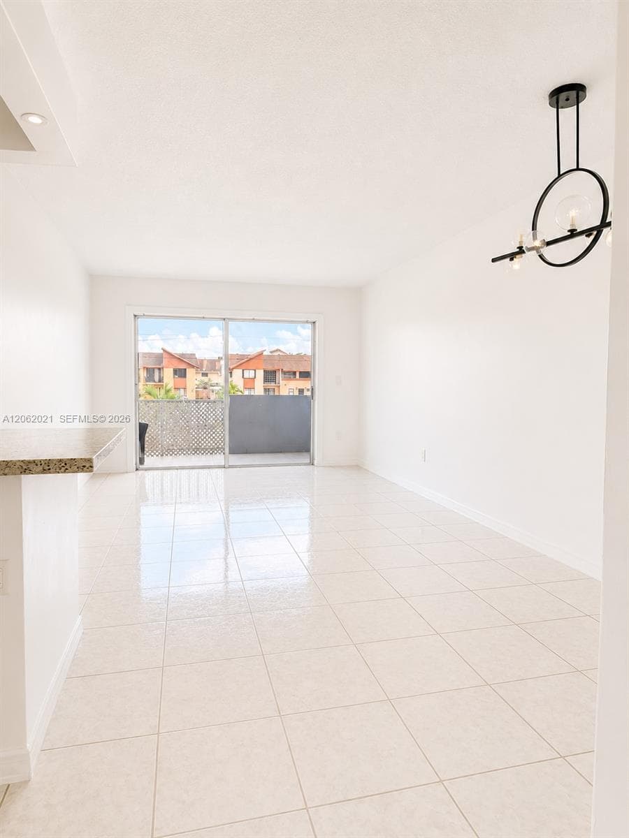 6095 W 18th Ave # S216, Hialeah, FL 33012