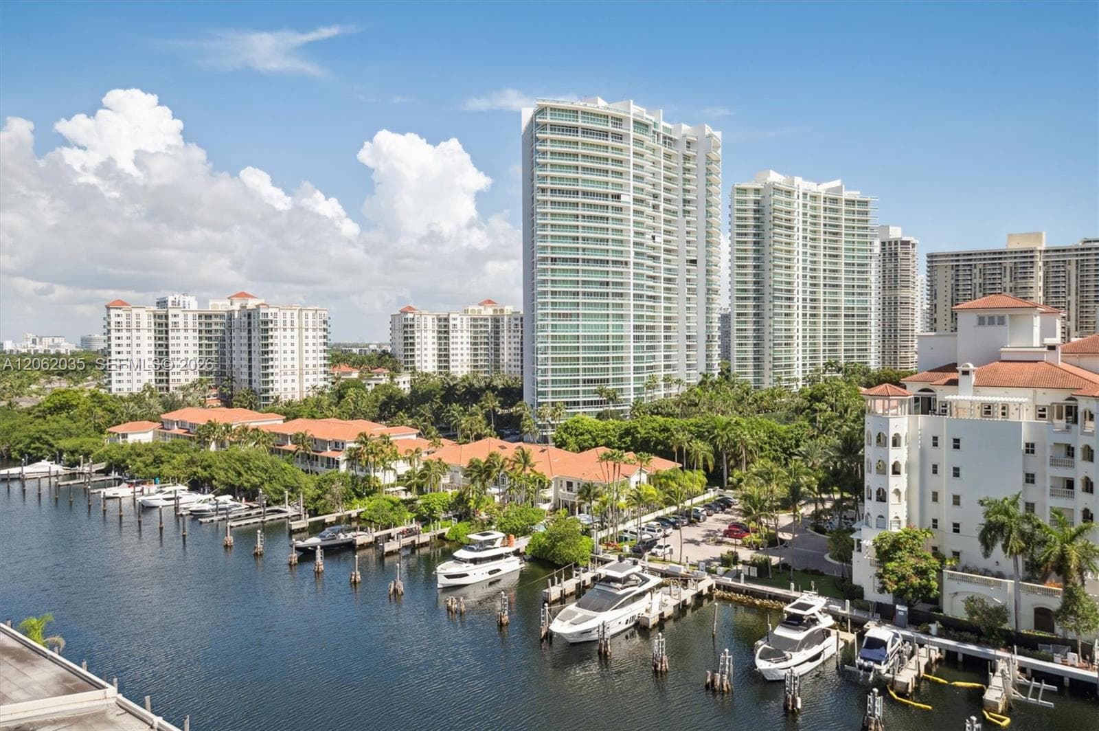 19707 Turnberry Way # 12L, Aventura, FL 33180