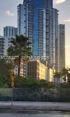 850 N Miami Ave # W-906, Miami, FL 33136