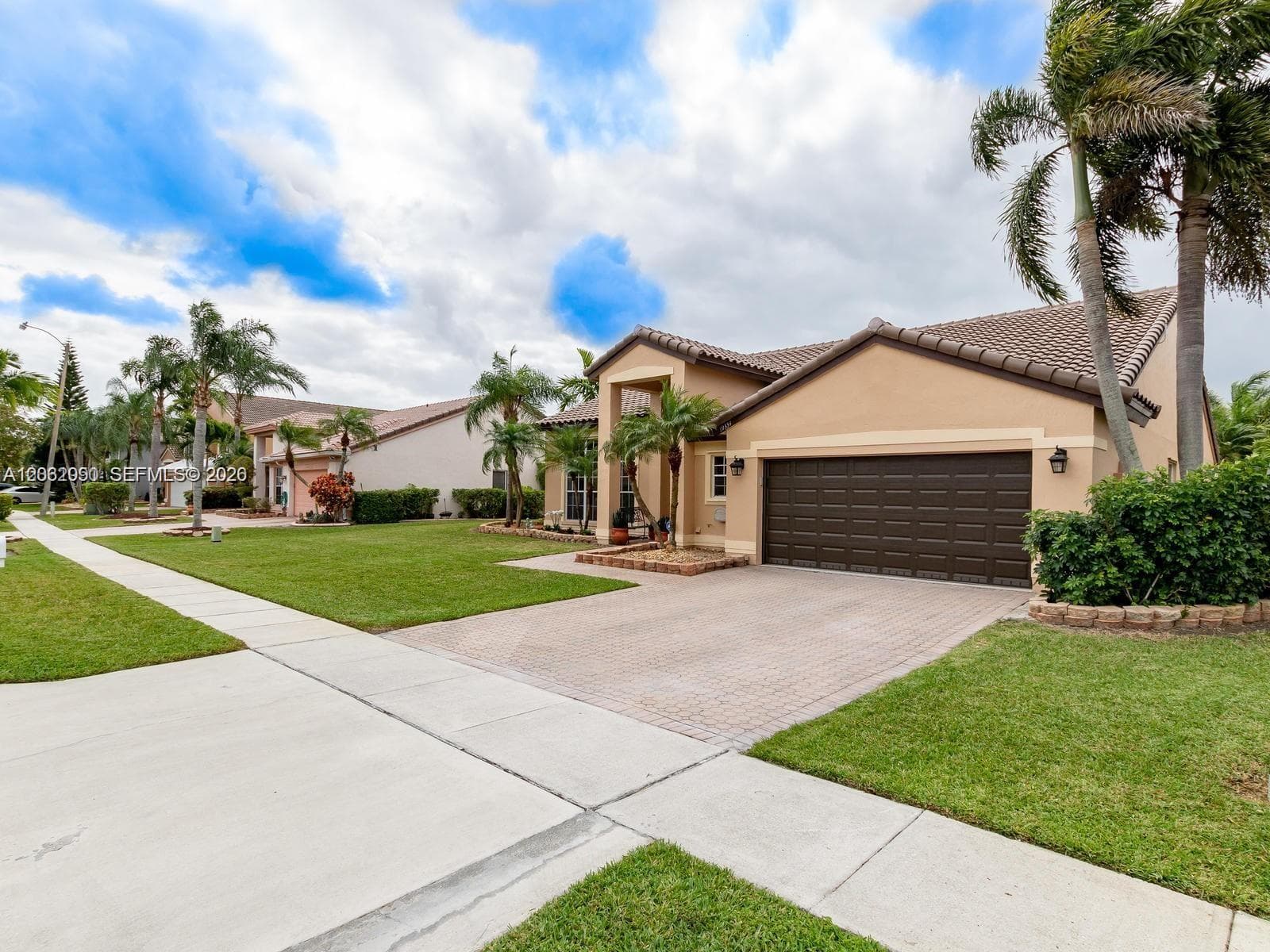 19334 NW 12th St, Pembroke Pines, FL 33029 photo 3