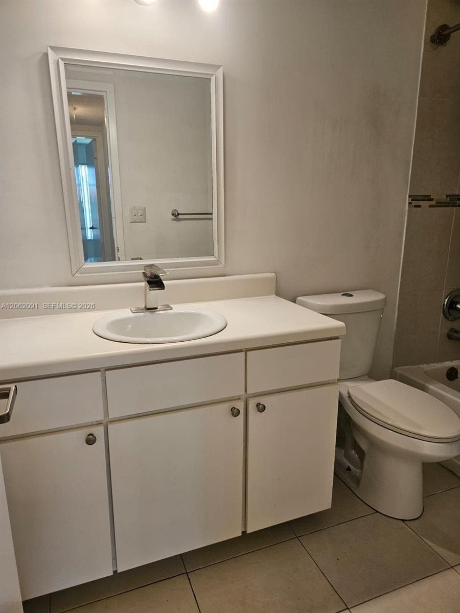 4900 NW 79th Ave # 206, Doral, FL 33166 photo 4