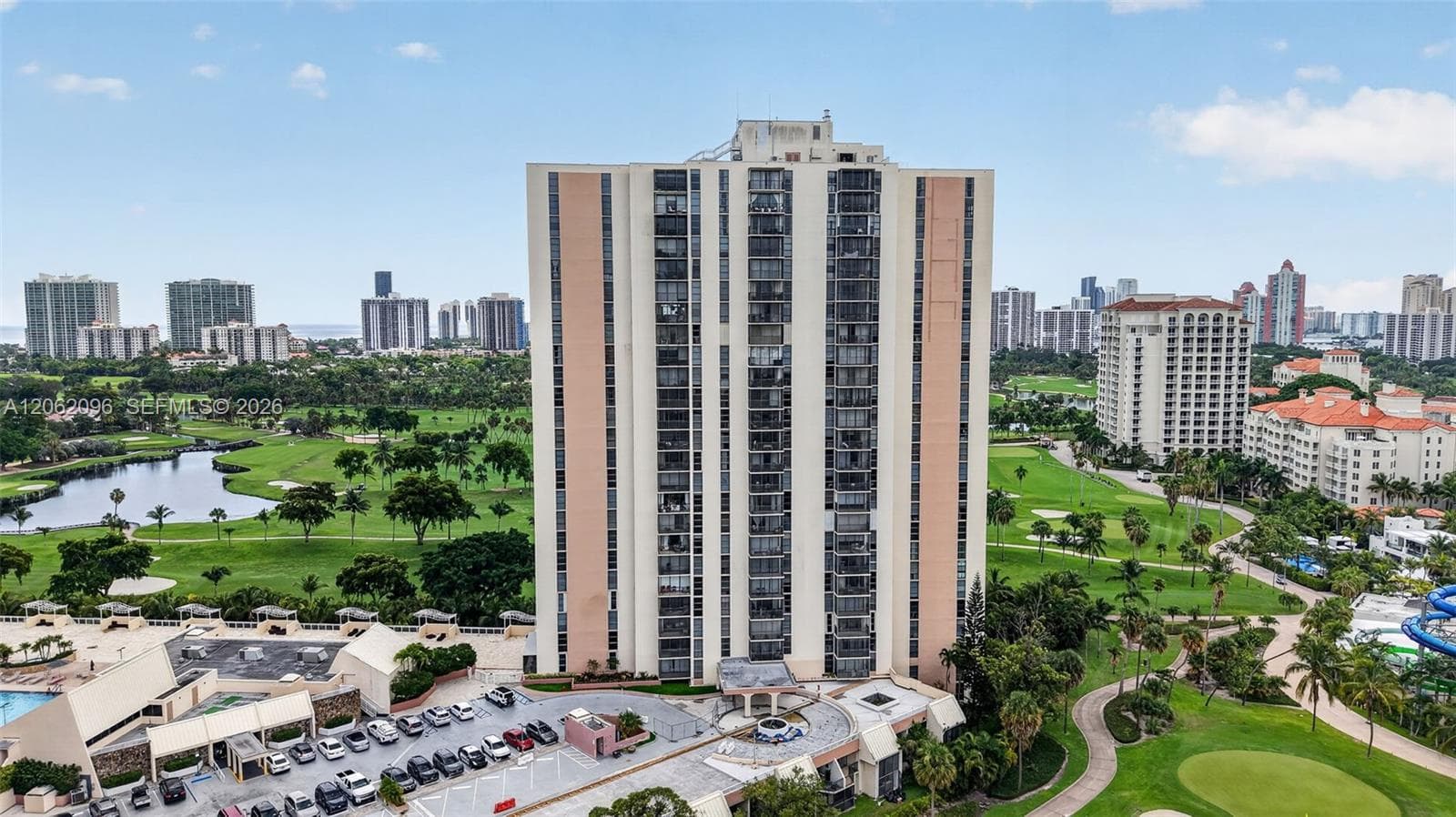 20335 W Country Club Dr # 107, Aventura, FL 33180