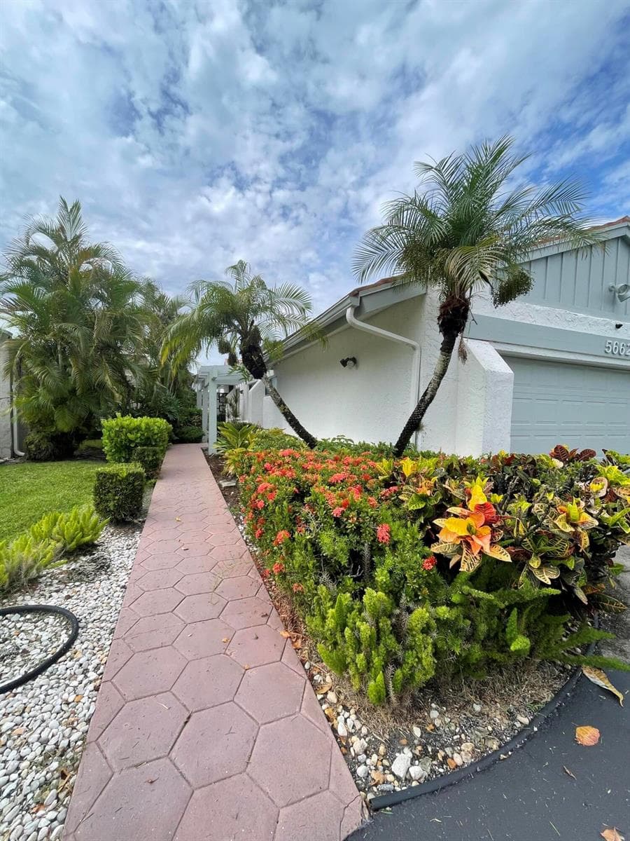 5662 AINSLEY Court, Boynton Beach, FL 33437 photo 3