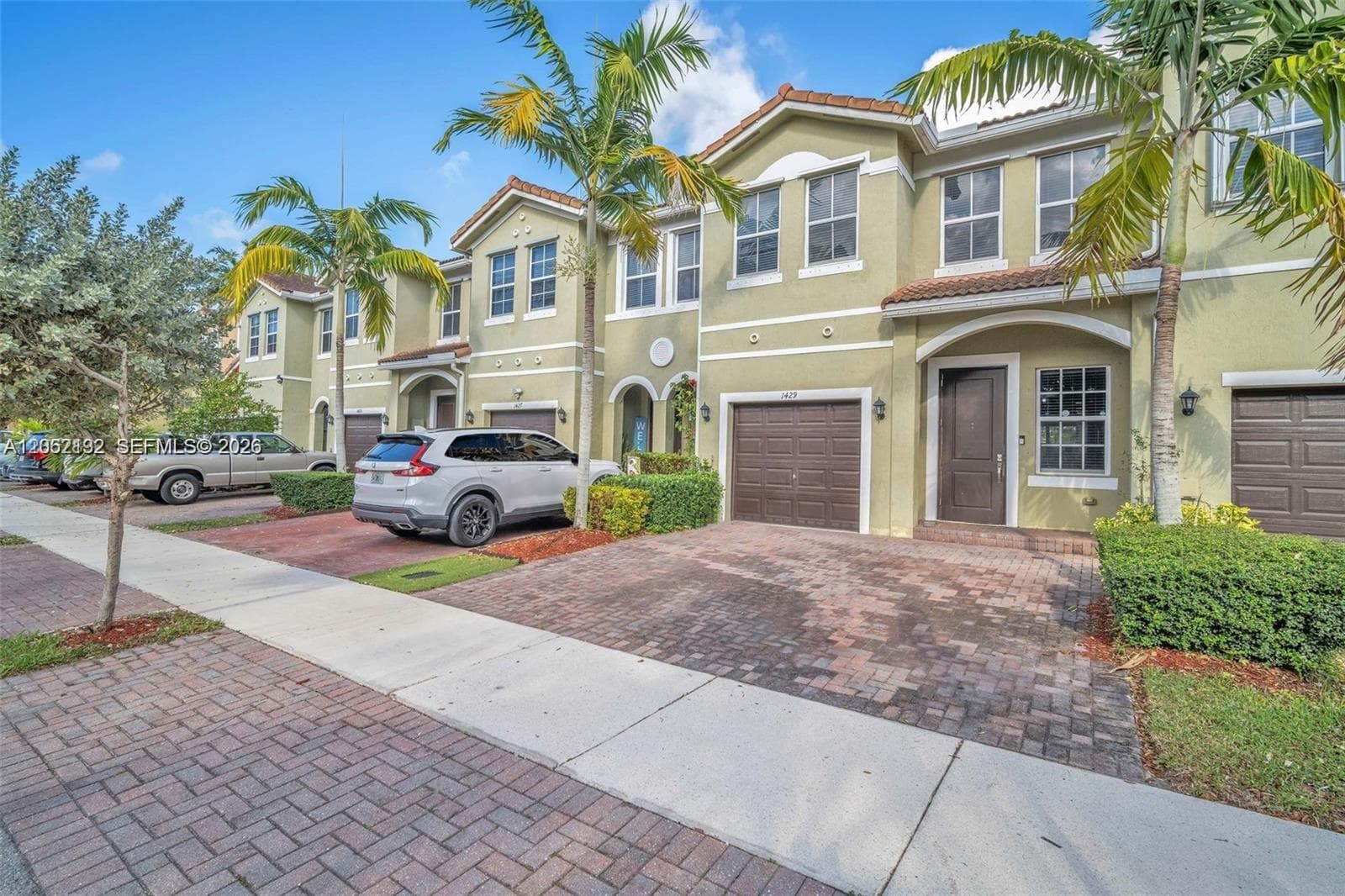 1429 SE 26th Ave, Homestead, FL 33035 photo 2