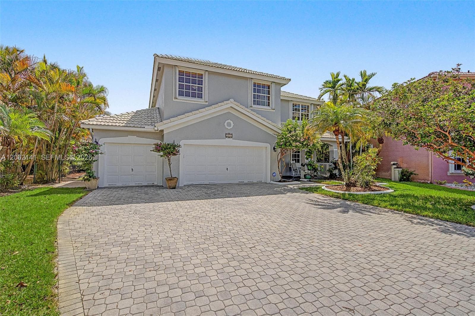 694 SW 168th Way, Pembroke Pines, FL 33027 photo 2