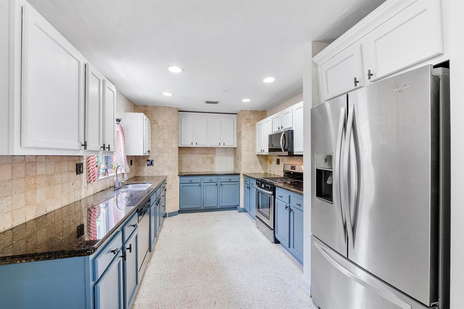 2933 NE 1st Avenue, Wilton Manors, FL 33334 photo 3