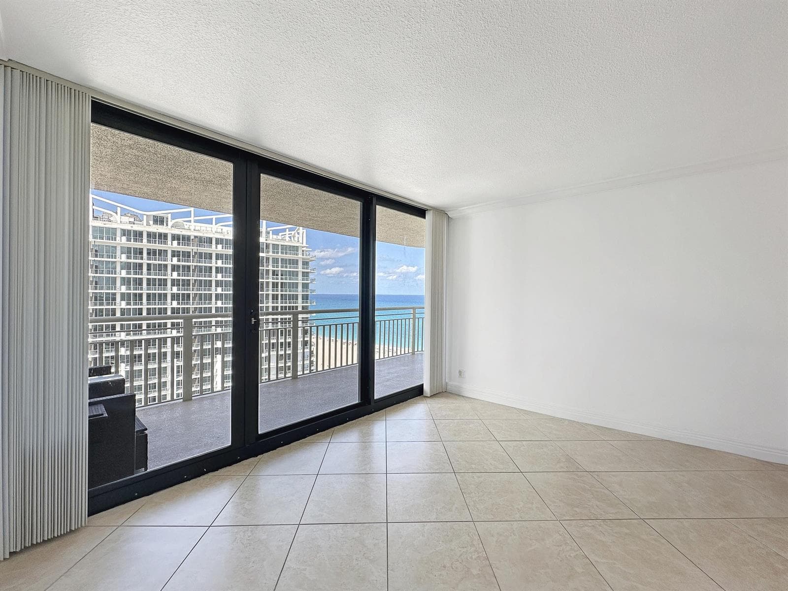 3000 N Ocean Drive # 19-B, Singer Island, FL 33404 photo 3