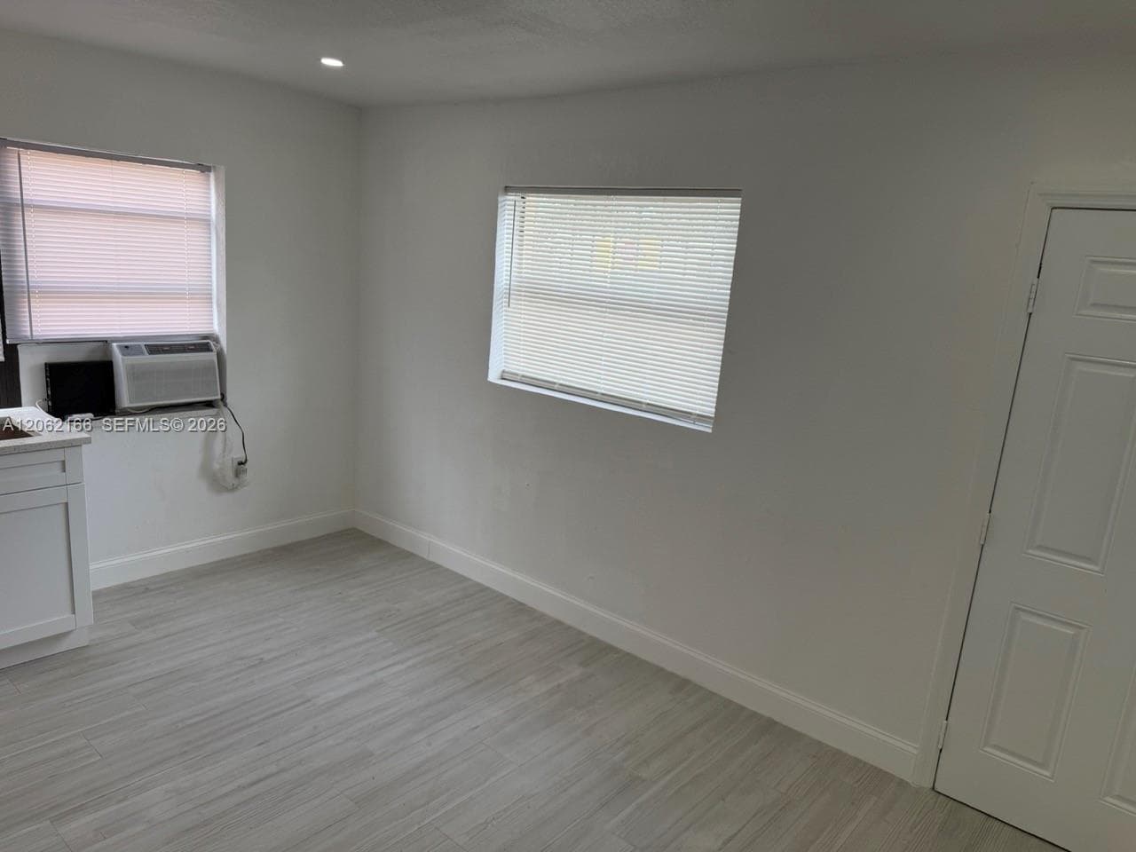 7842 NW 5th Ave # FRONT, Miami, FL 33150 photo 3