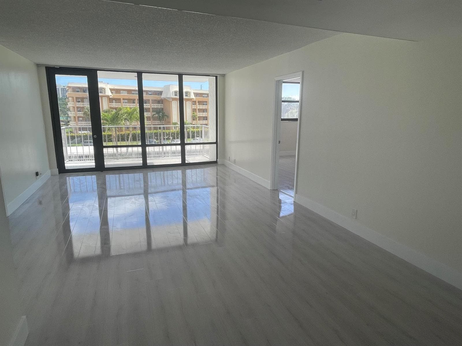 336 Golfview Road # 309, North Palm Beach, FL 33408 photo 2