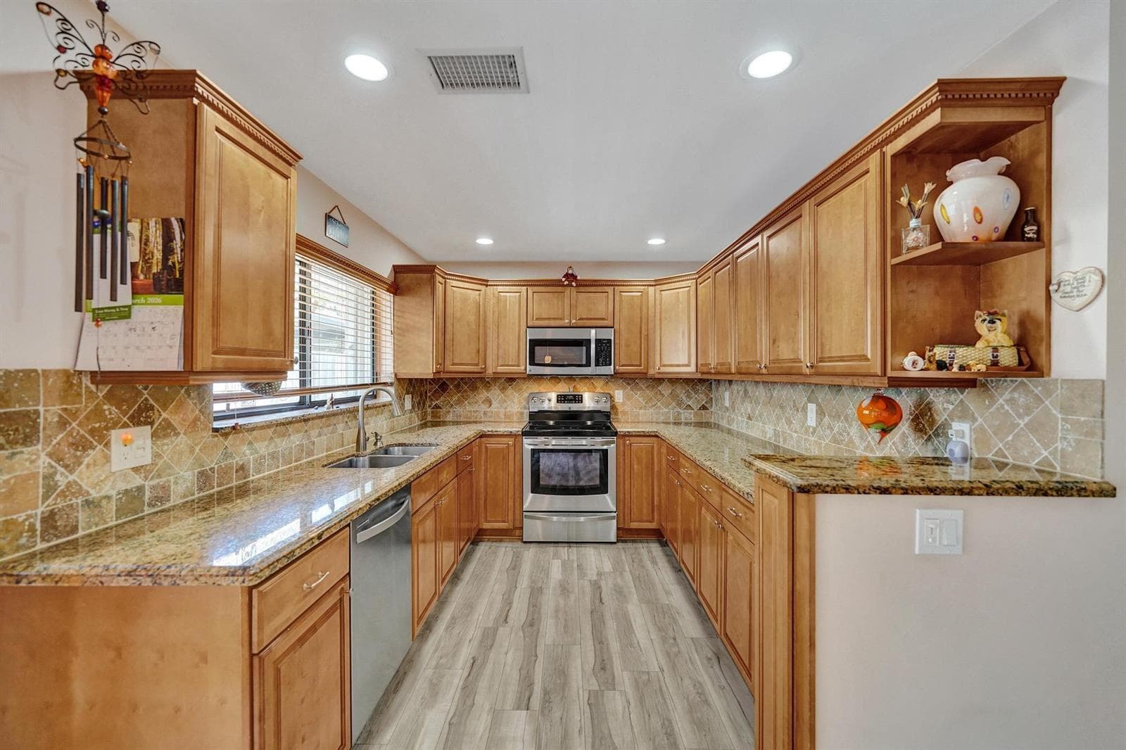 9355 NW 18TH Drive, Plantation, FL 33322 photo 3