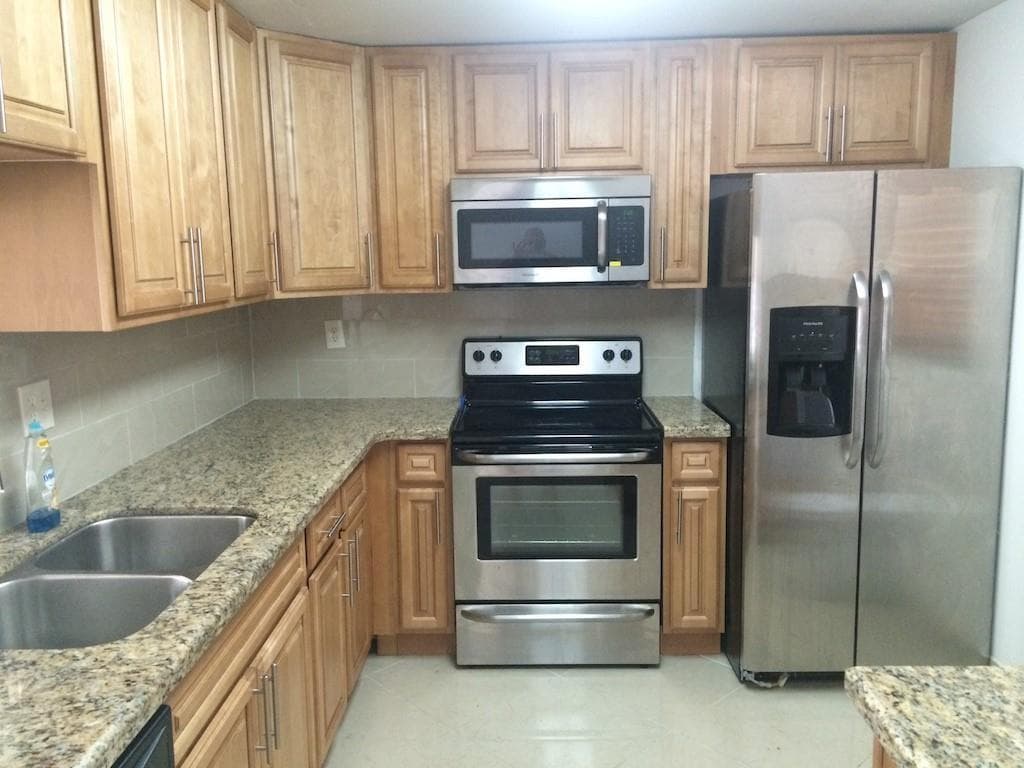 485 N Pine Island Road # 201A, Plantation, FL 33324