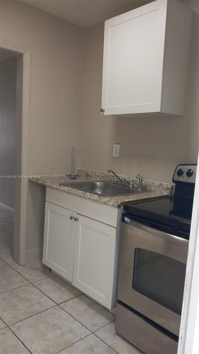 1462 NW 2nd Ave # 2, Florida City, FL 33034 photo 3