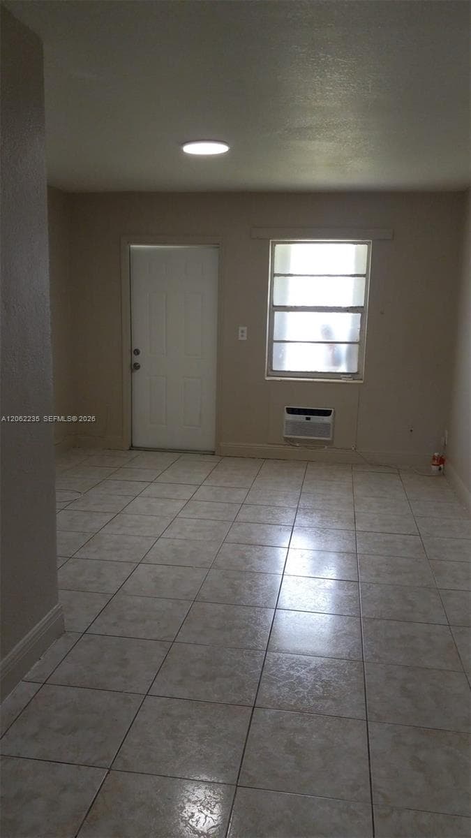 1462 NW 2nd Ave # 2, Florida City, FL 33034 photo 4