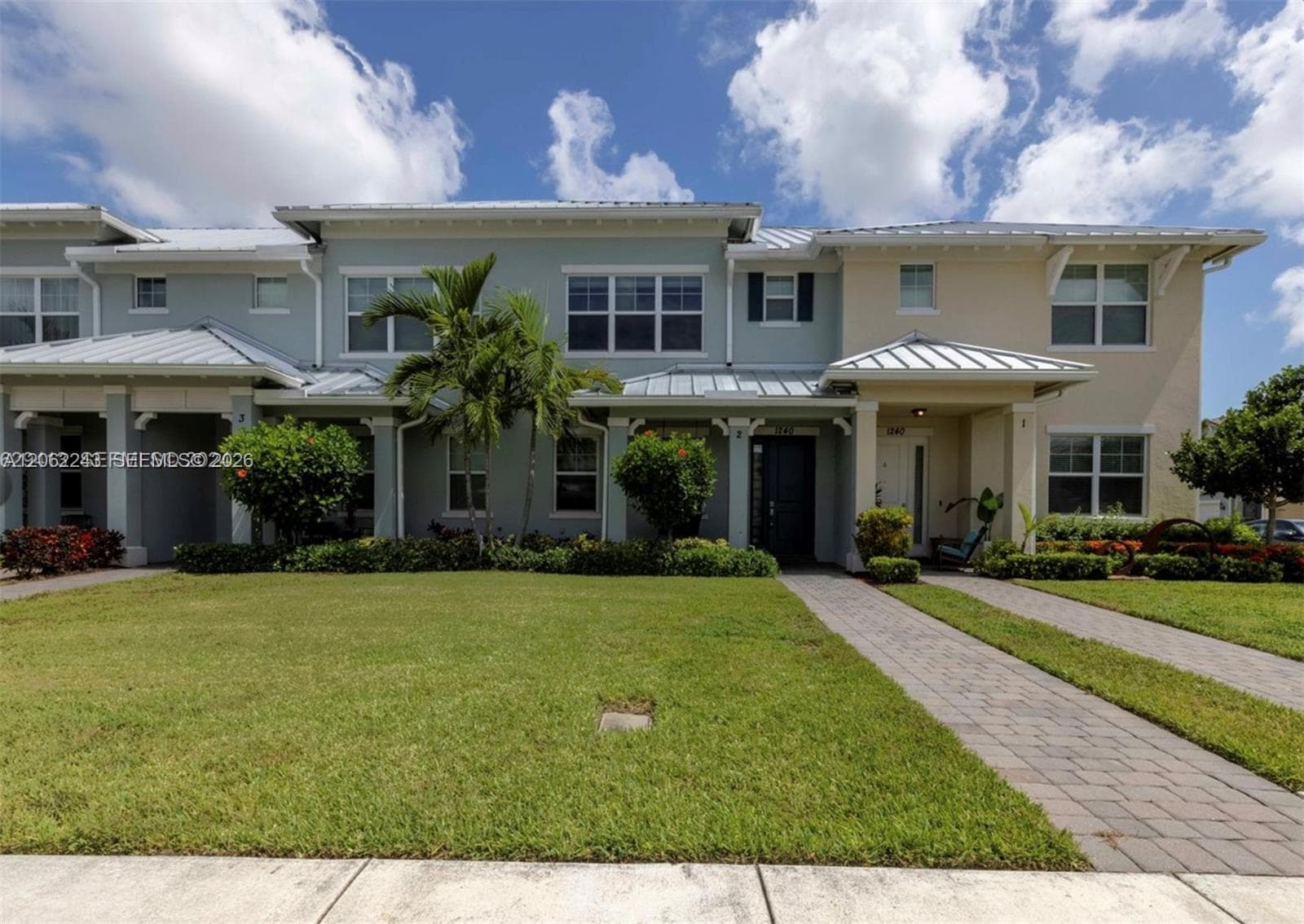 1240 Eucalyptus Dr # 2, Hollywood, FL 33021 photo 2