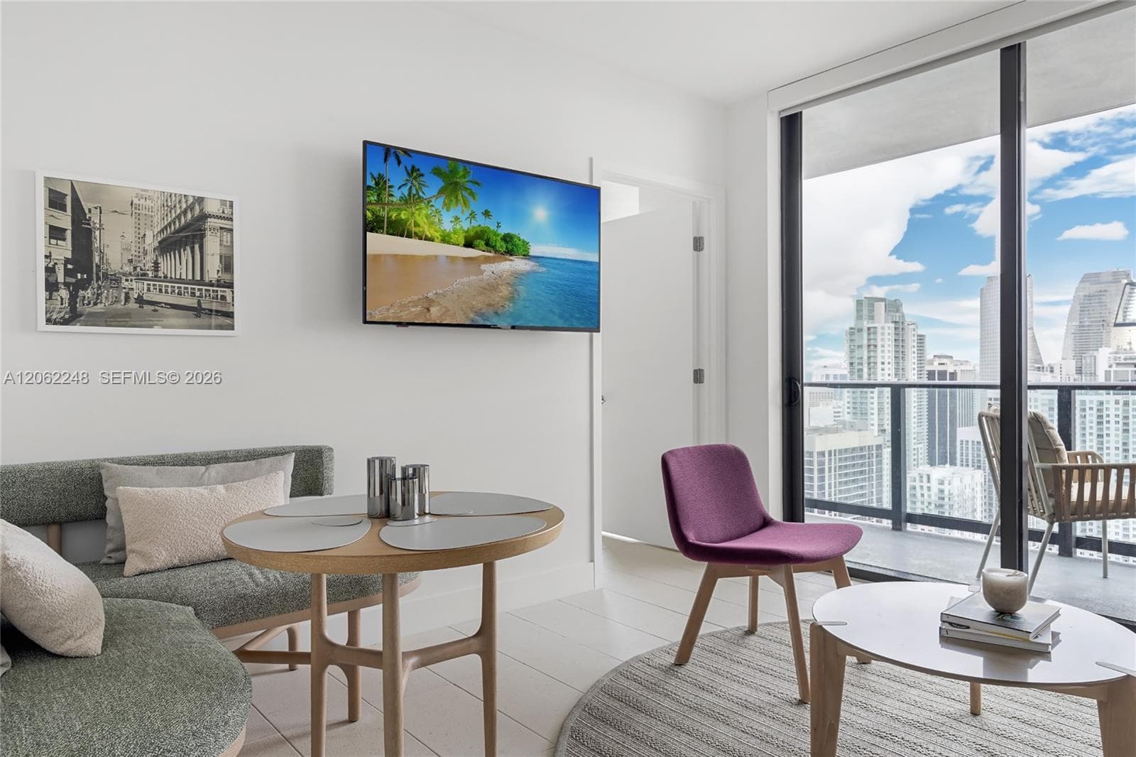 159 NE 6th St # 3808, Miami, FL 33132