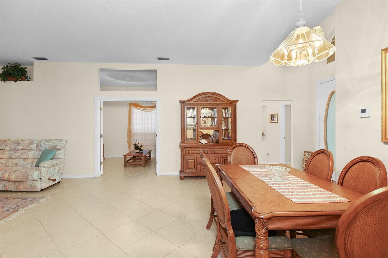 641 NW VENETTO Court, Port St. Lucie, FL 34986 photo 5