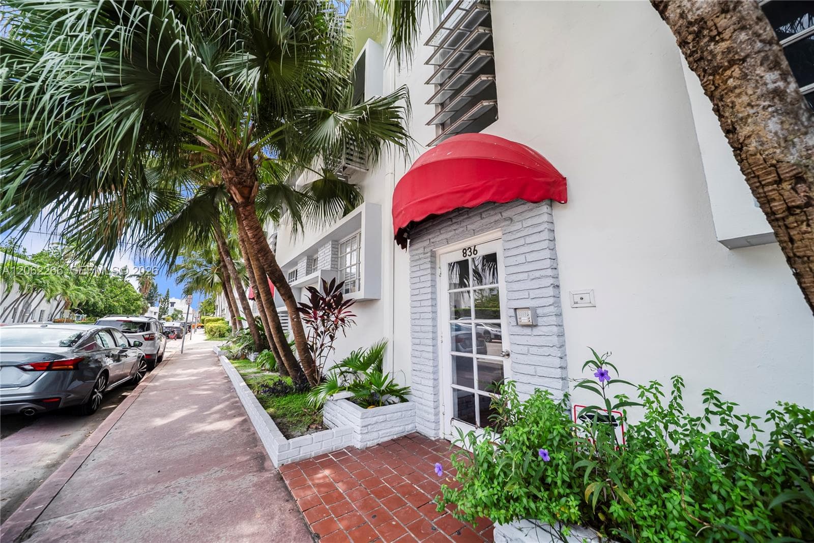 836 10th St # 8, Miami Beach, FL 33139 photo 2