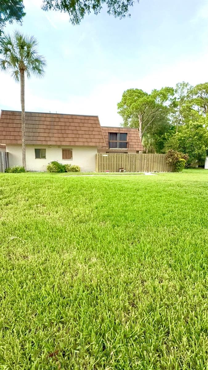 4051 PALM BAY Circle # D, West Palm Beach, FL 33406 photo 2